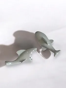 Sheyou Köpek Balığı Küpe Gri