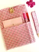 kare-desenli---kitap-kilifi-pembe
