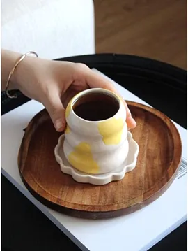 Sarı Benekli Mug Sarı