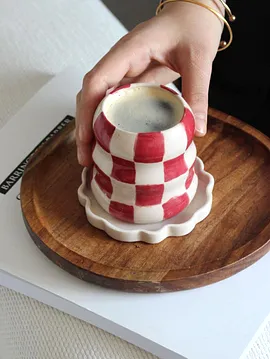  Kırmızı Damalı Mug Beyaz