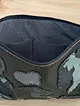 kamuflaj-desen-el-yapimi-deri-clutch-canta-siyah