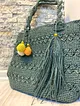 mint-yesili-toptop-aksesuarli-hasir-orgu-kagit-ip-canta-pastel-yesili