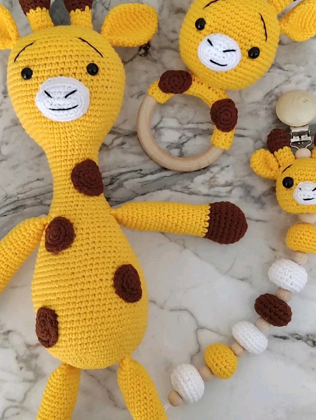 amigurami-sari-zurafa-seti-sari
